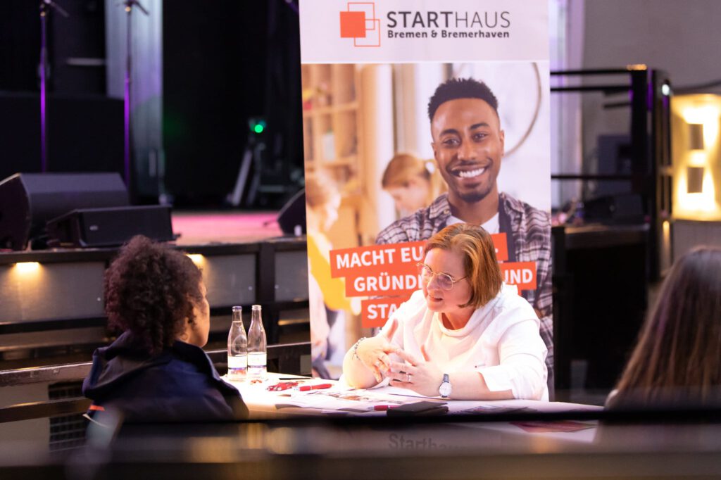 Bremer-Support-Arena-Modernes-2022-Foto-Lehmkuehler-groß-7602-tinified