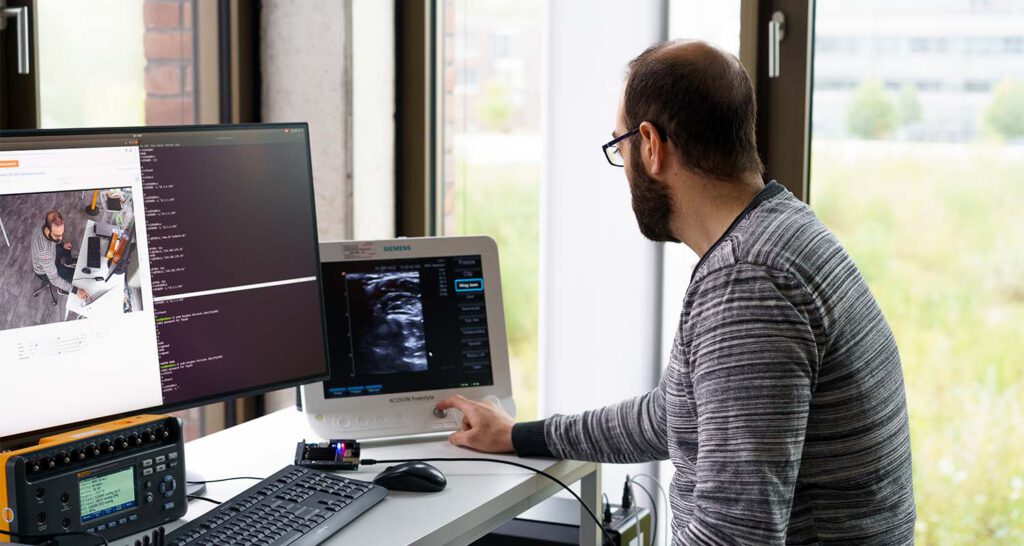 dhi-akteuere-ant-3-tinified