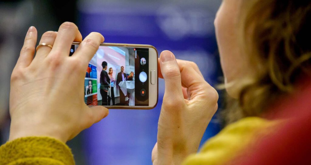 dhi-akteuere-bridge-3-tinified