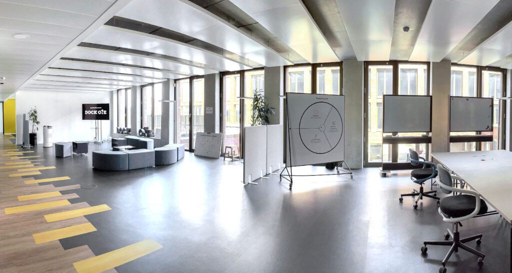 dhi-akteuere-dock-one-1-tinified