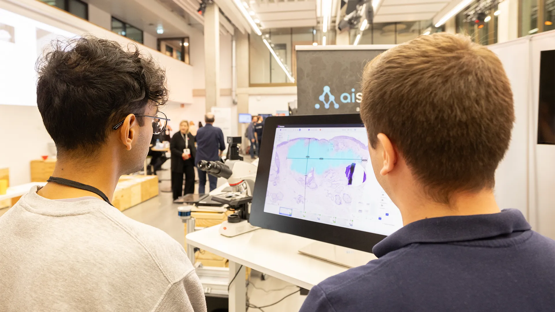 KI-Startup aus Bremen präsentiert eigene Arbeit auf KI-Tagen in 2024